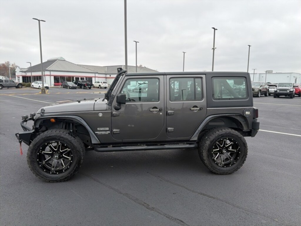 Used 2017 Jeep Wrangler JK Unlimited Unlimited Sport SUV