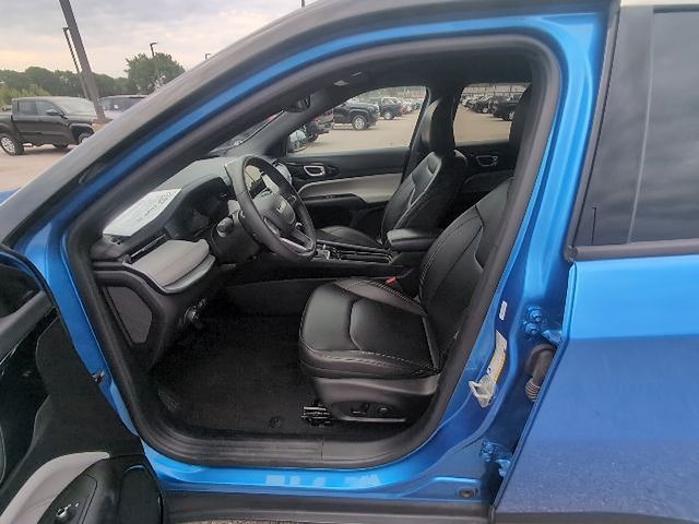 2025 Jeep Compass Limited - Photo 11