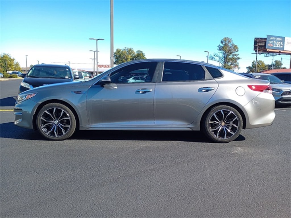 Used 2018 Kia Optima LX Sedan