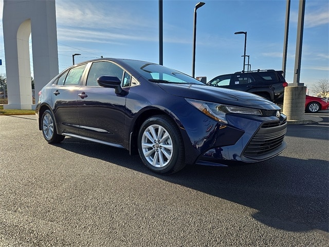 2026 Toyota Corolla LE's photo