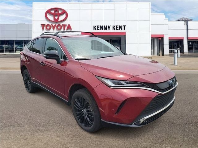 2023 Toyota Venza Nightshade Hybrid AWD's photo