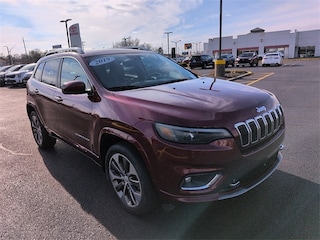 2019 Jeep Cherokee Overland SUV
