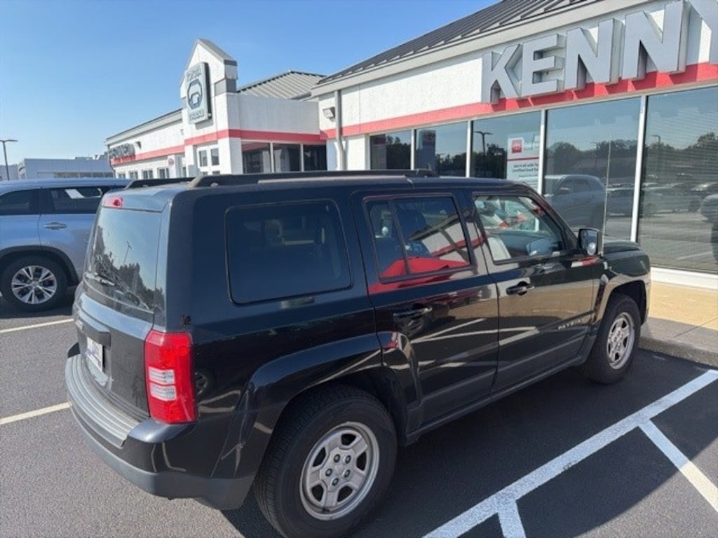 Used 2015 Jeep Patriot Sport SUV