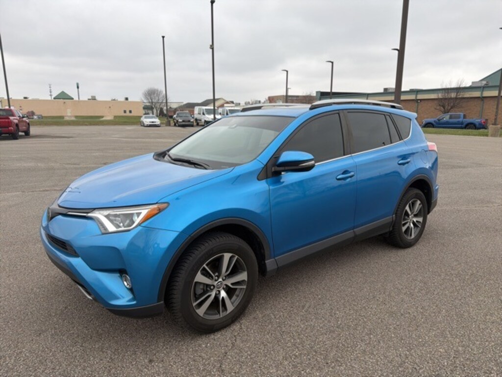 Used 2018 Toyota RAV4 XLE SUV
