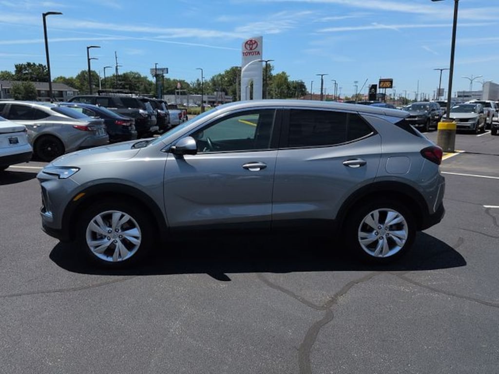 Used 2025 Buick Encore GX Preferred SUV