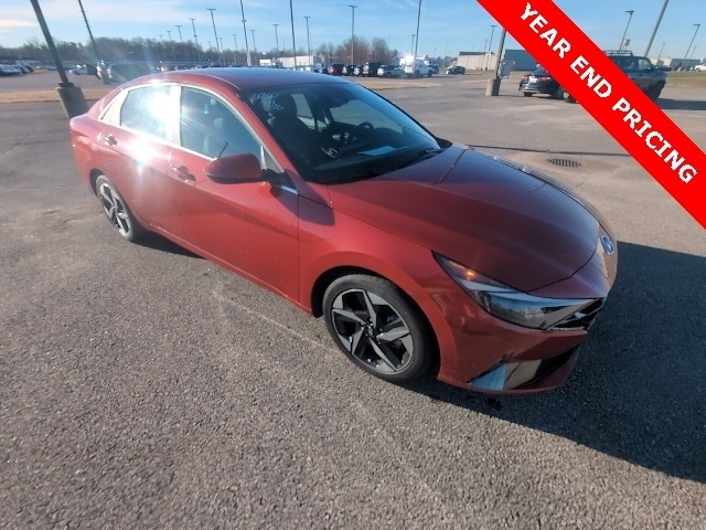 2023 Hyundai Elantra Limited's photo