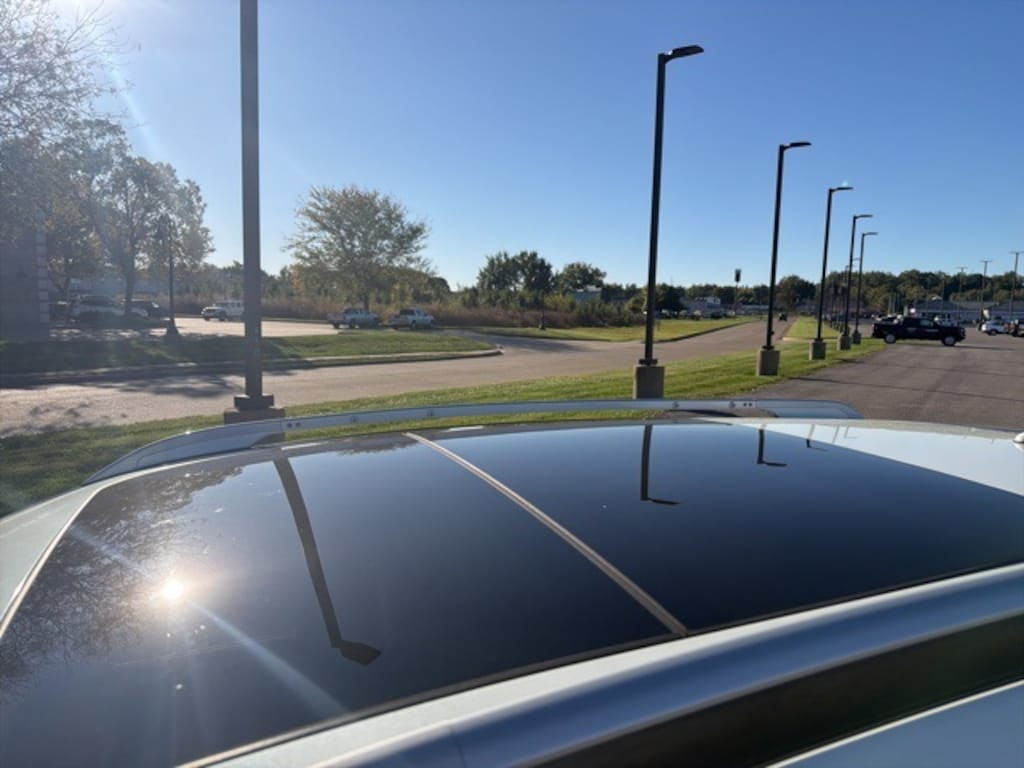 Used 2017 Nissan Rogue SL SUV