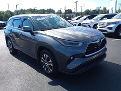 2021 Toyota Highlander XLE SUV