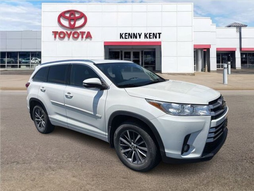 Used 2017 Toyota Highlander XLE SUV