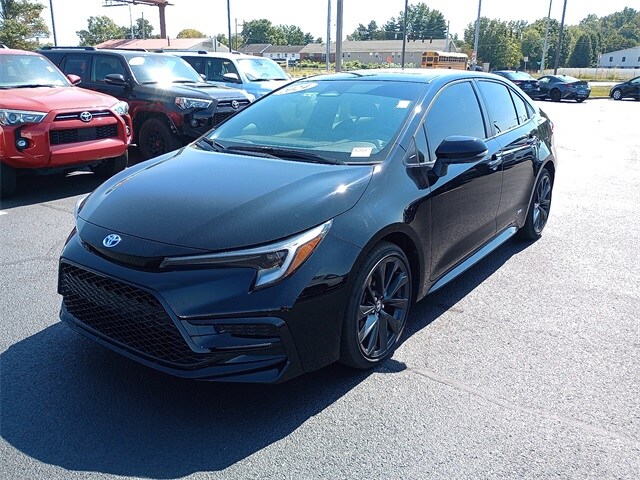 2024 Toyota Corolla XSE LE Premium SE photo 2