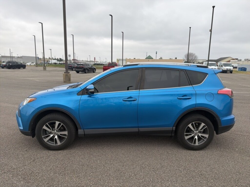 Used 2018 Toyota RAV4 XLE SUV