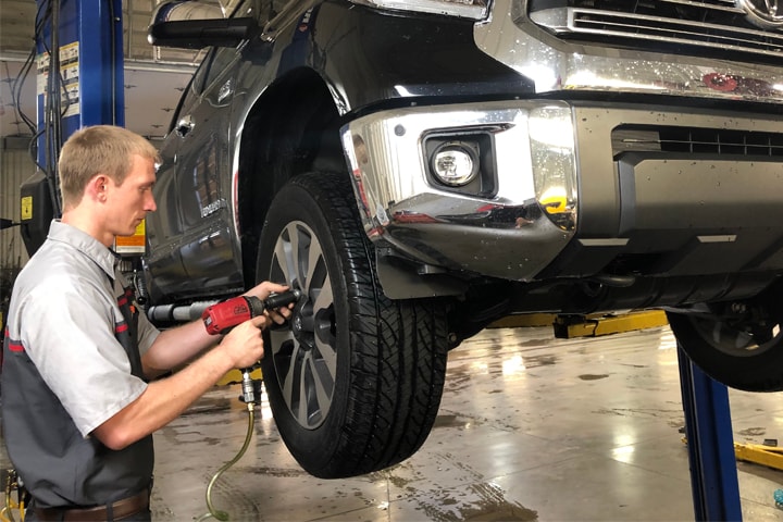 Evansville Toyota Dealer | Kenny Kent Toyota | in Evansville IN, near ...