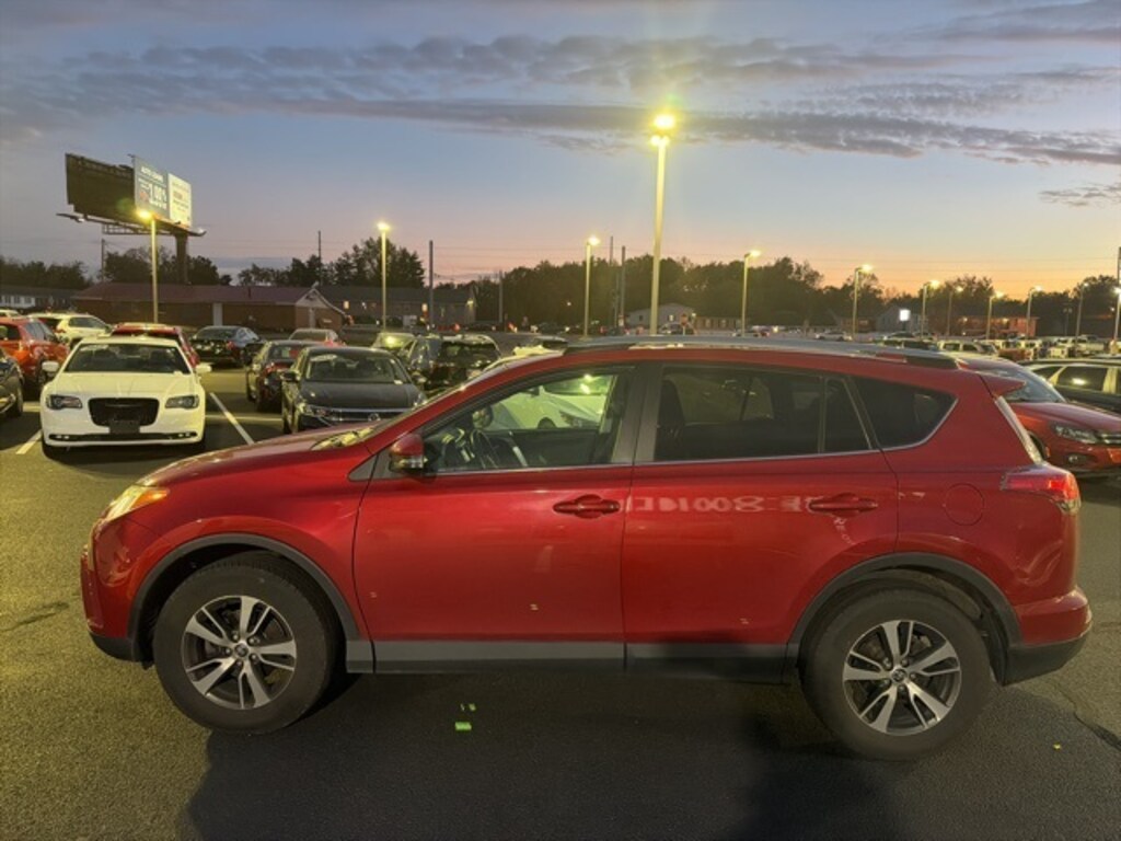 Used 2017 Toyota RAV4 XLE SUV