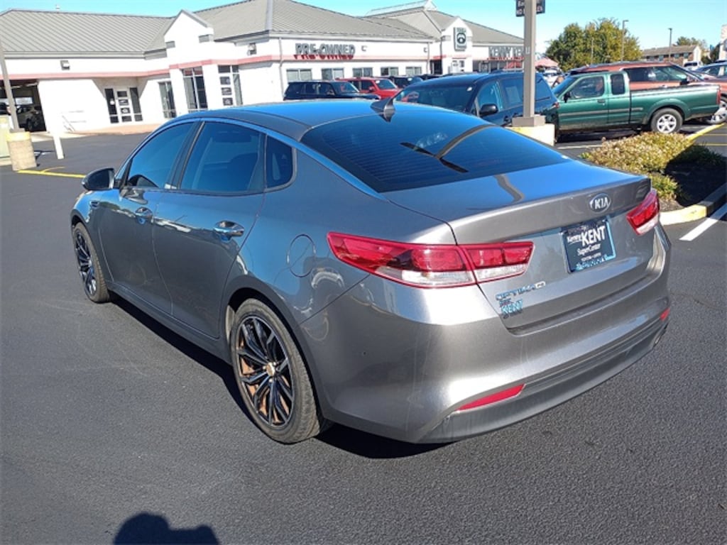Used 2018 Kia Optima LX Sedan