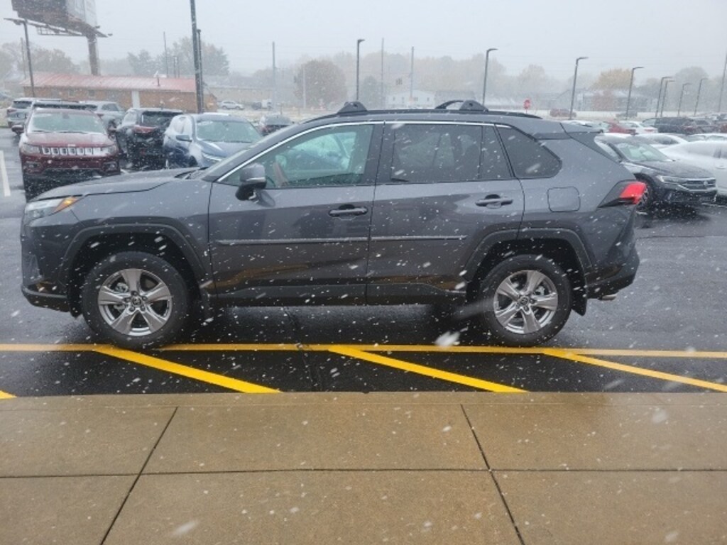 Used 2025 Toyota RAV4 XLE SUV