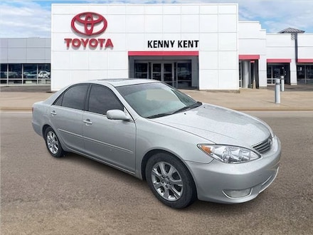2005 Toyota Camry XLE Sedan