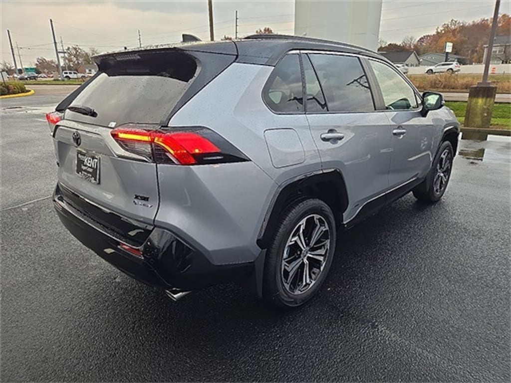 New 2025 Toyota RAV4 Plug-in Hybrid XSE SUV