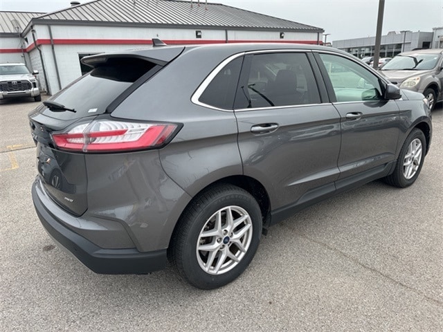 Used 2022 Ford Edge SEL with VIN 2FMPK4J91NBB05130 for sale in Evansville, IN