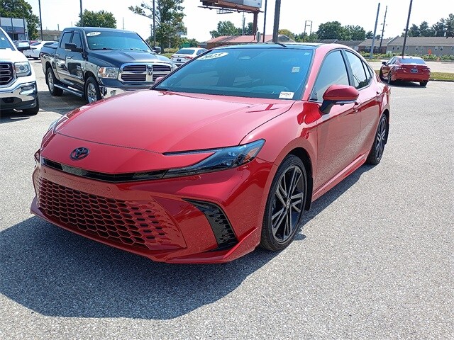 2025 Toyota Camry XSE photo 3