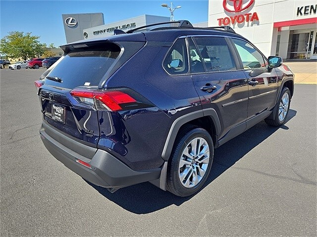2025 Toyota RAV4 XLE Premium photo 3
