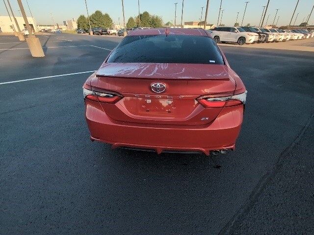 2024 Toyota Camry SE photo 4