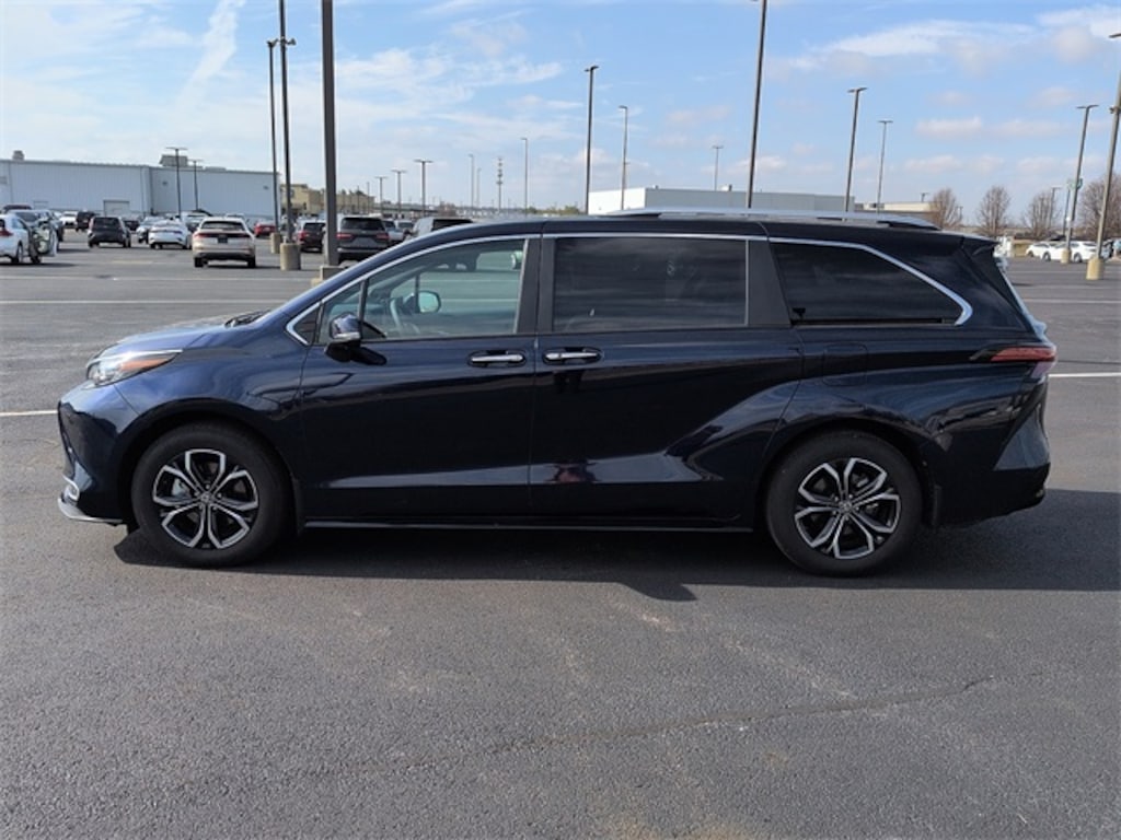 Used 2025 Toyota Sienna Platinum Van Passenger Van