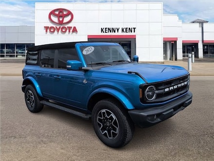 2023 Ford Bronco Outer Banks SUV