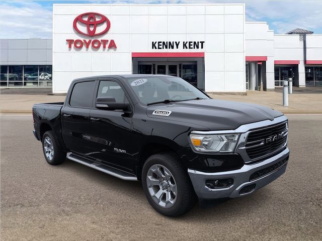2021 RAM 1500 Big Horn/Lone Star 4x4 Crew Cab 5'7's photo