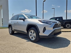 2025 Toyota RAV4 Hybrid XLE SUV
