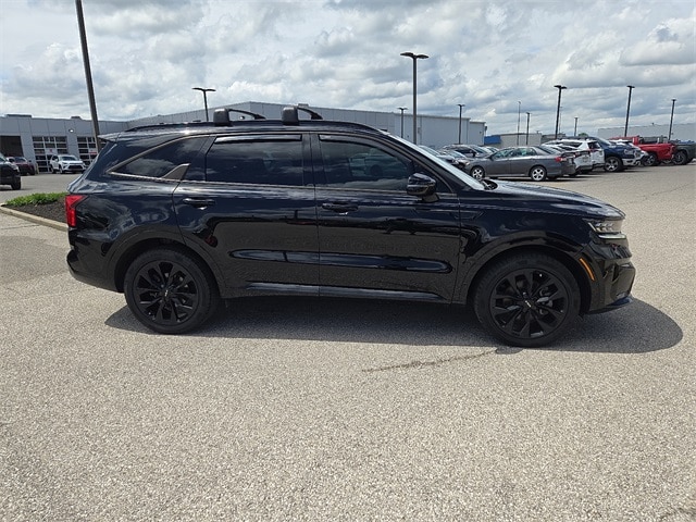 Used 2022 Kia Sorento SX with VIN 5XYRK4LF7NG149550 for sale in Evansville, IN