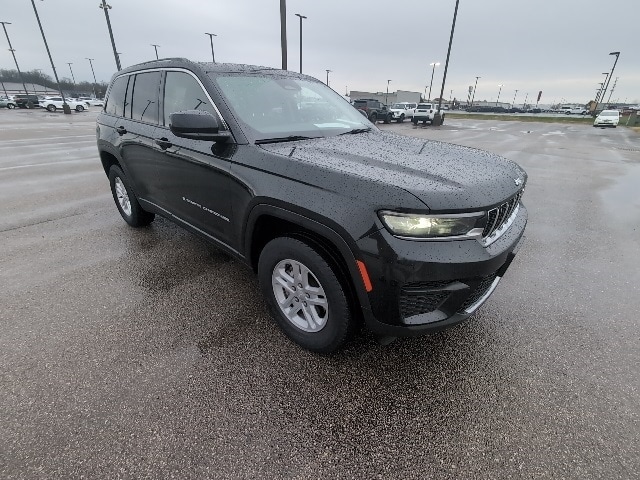 2022 Jeep Grand Cherokee Laredo's photo