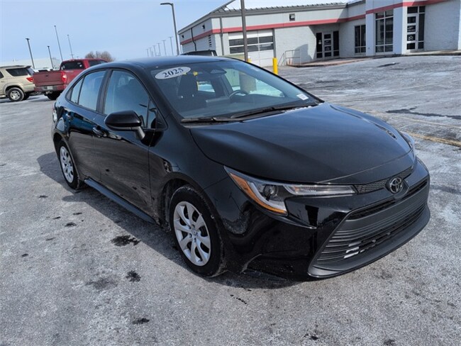 2025 Toyota Corolla LE Sedan