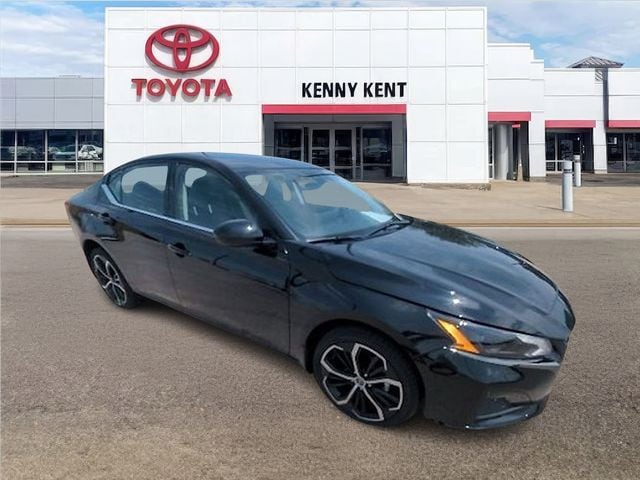 2025 Nissan Altima