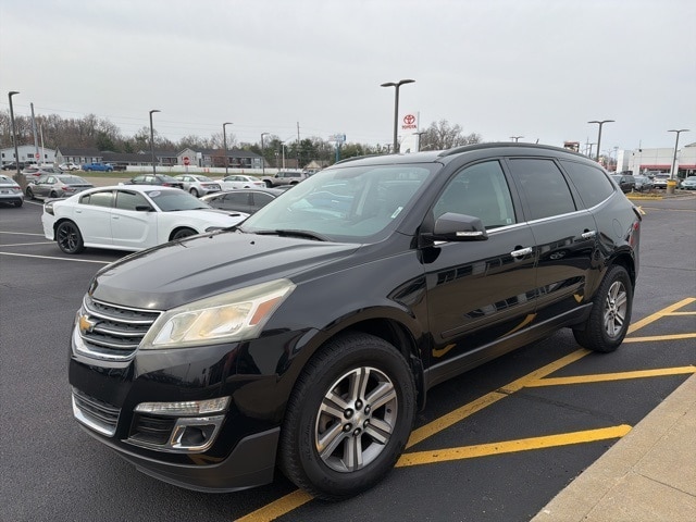Used 2016 Chevrolet Traverse 1LT with VIN 1GNKRGKD3GJ174194 for sale in Evansville, IN