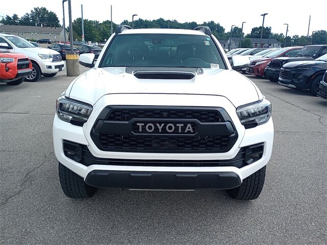 2023 Toyota Tacoma TRD Pro photo 2