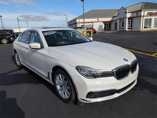 2019 BMW 740i 740i xDrive Sedan