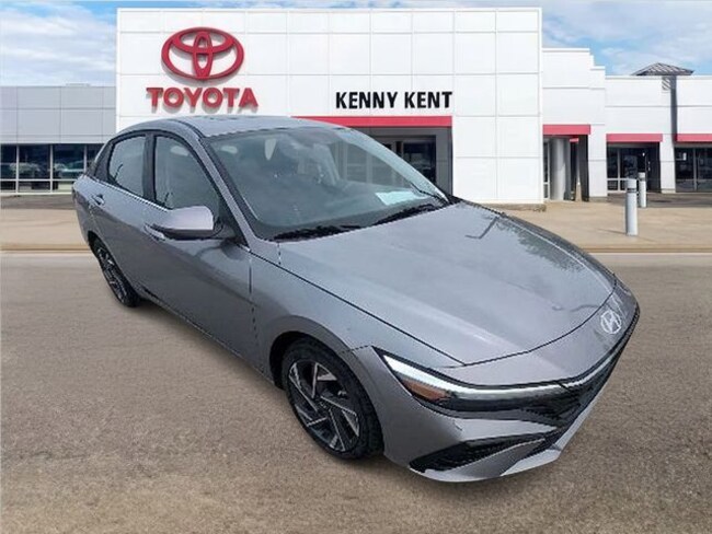 2025 Hyundai Elantra SEL Convenience Sedan