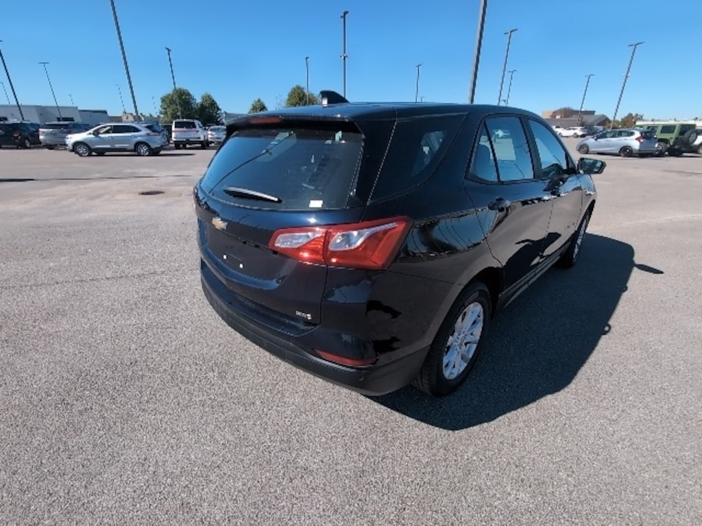 Used 2021 Chevrolet Equinox LS SUV
