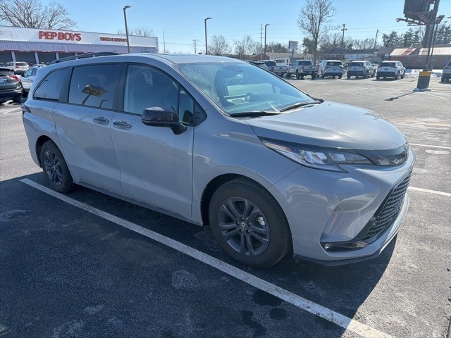 2026 Toyota Sienna XSE 7-Passenger AWD