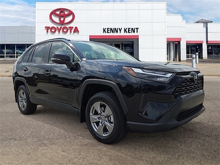 2025 Toyota RAV4 Hybrid XLE SUV