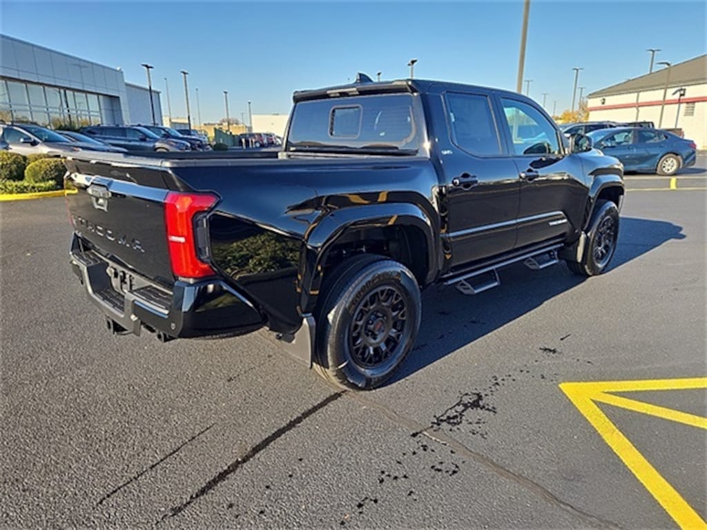 New 2025 Toyota Tacoma SR5 Truck Double Cab