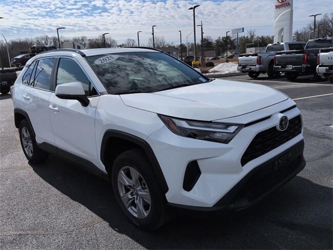 2025 Toyota RAV4 XLE SUV