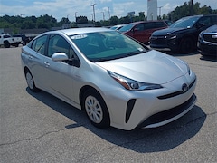 2021 Toyota Prius L Hatchback