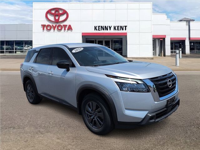 2023 Nissan Pathfinder S 4WD