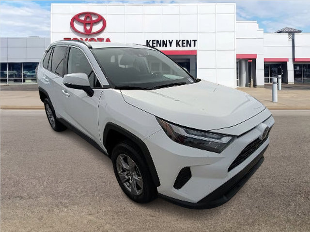 2025 Toyota RAV4 XLE SUV