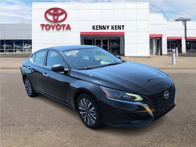 2025 Nissan Altima 2.5 SV Sedan