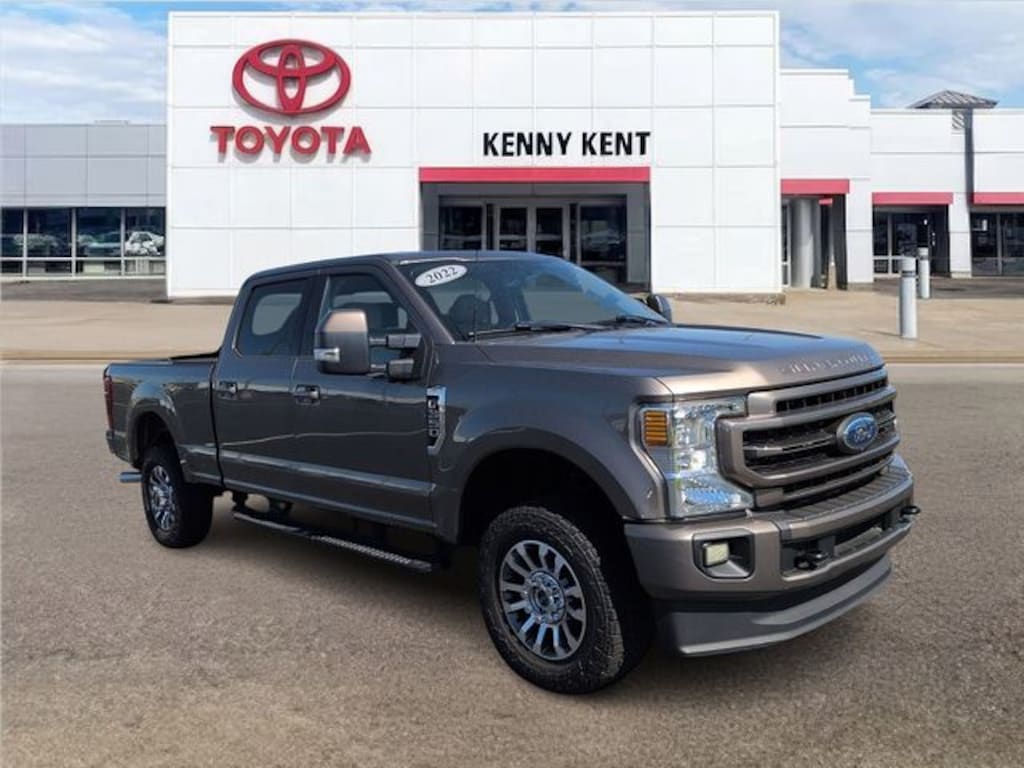 Used 2022 Ford F-350 Lariat Truck Crew Cab