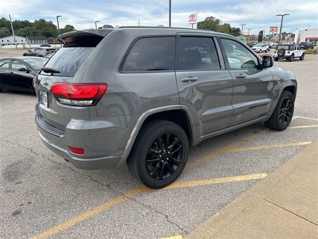 Used 2020 Jeep Grand Cherokee Altitude with VIN 1C4RJFAG6LC396084 for sale in Evansville, IN