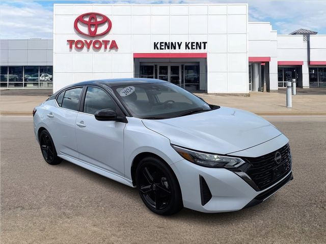Aspen White Tricoat Super Black 2024 Nissan Sentra Sedan Front-Wheel Drive Continuously Variable Transmission