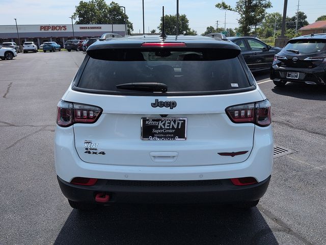 2025 Jeep Compass Trailhawk - Photo 6